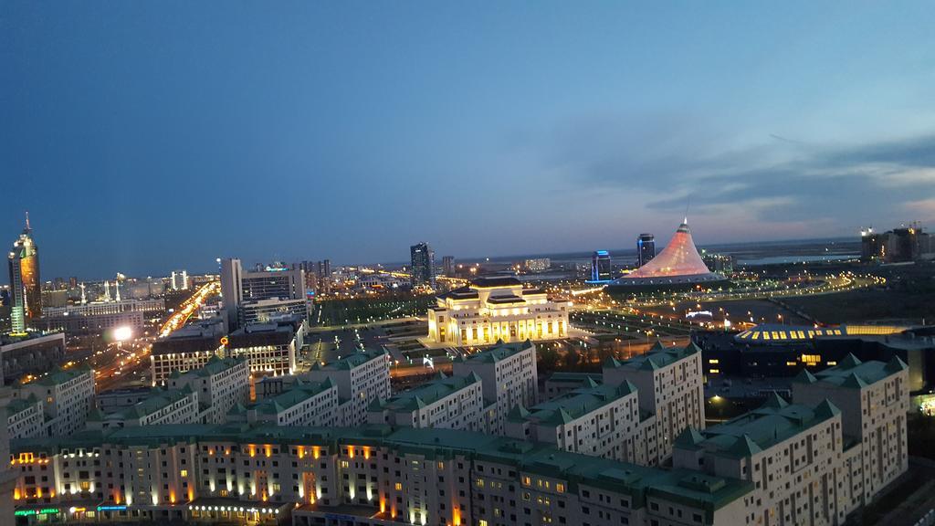 Sunrise Apartments Triumph Астана Екстериор снимка